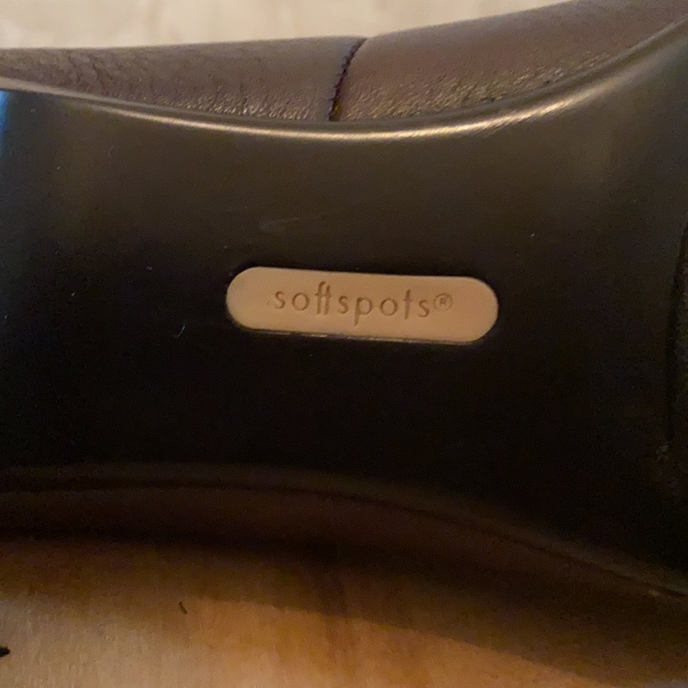 Softspots Brown High Heel Shoe, Size: 8 - Picture 5 of 12